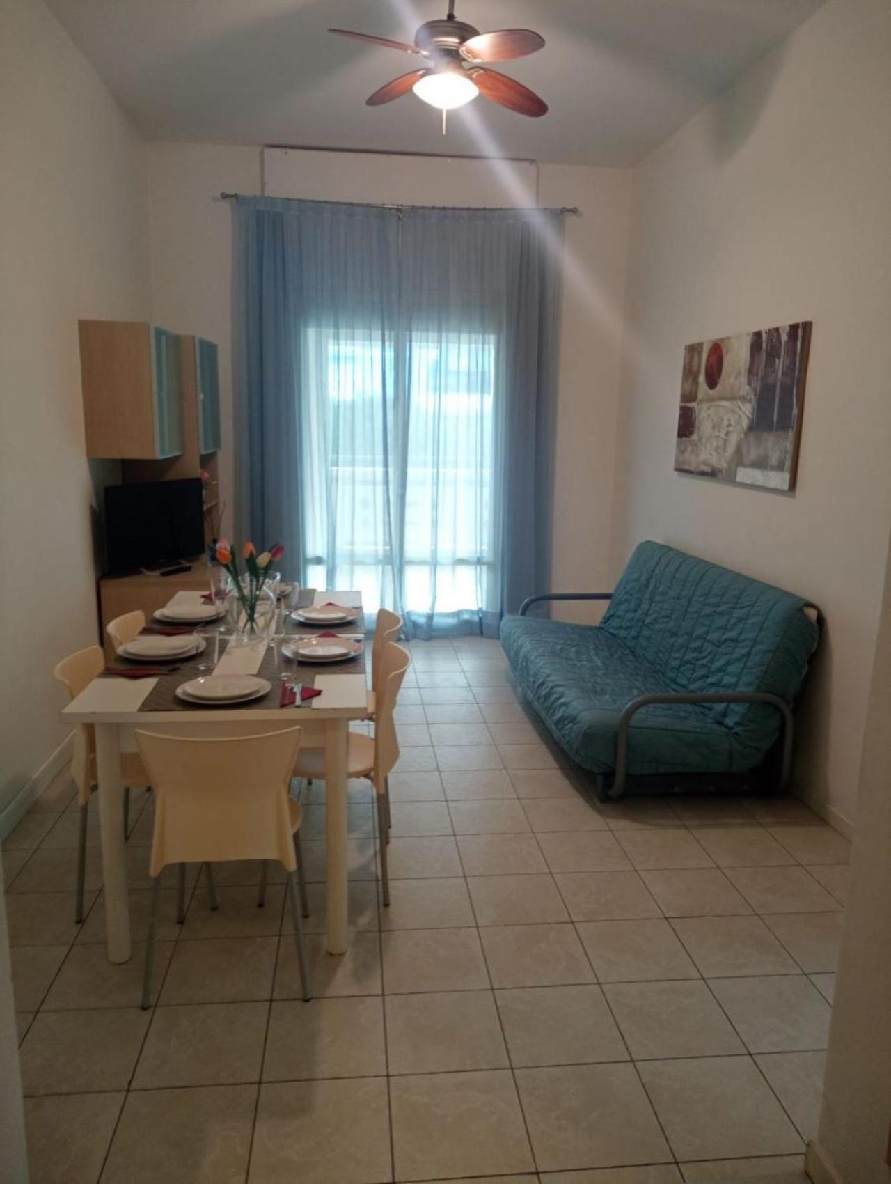 Residence Zenith Каорле Екстер'єр фото