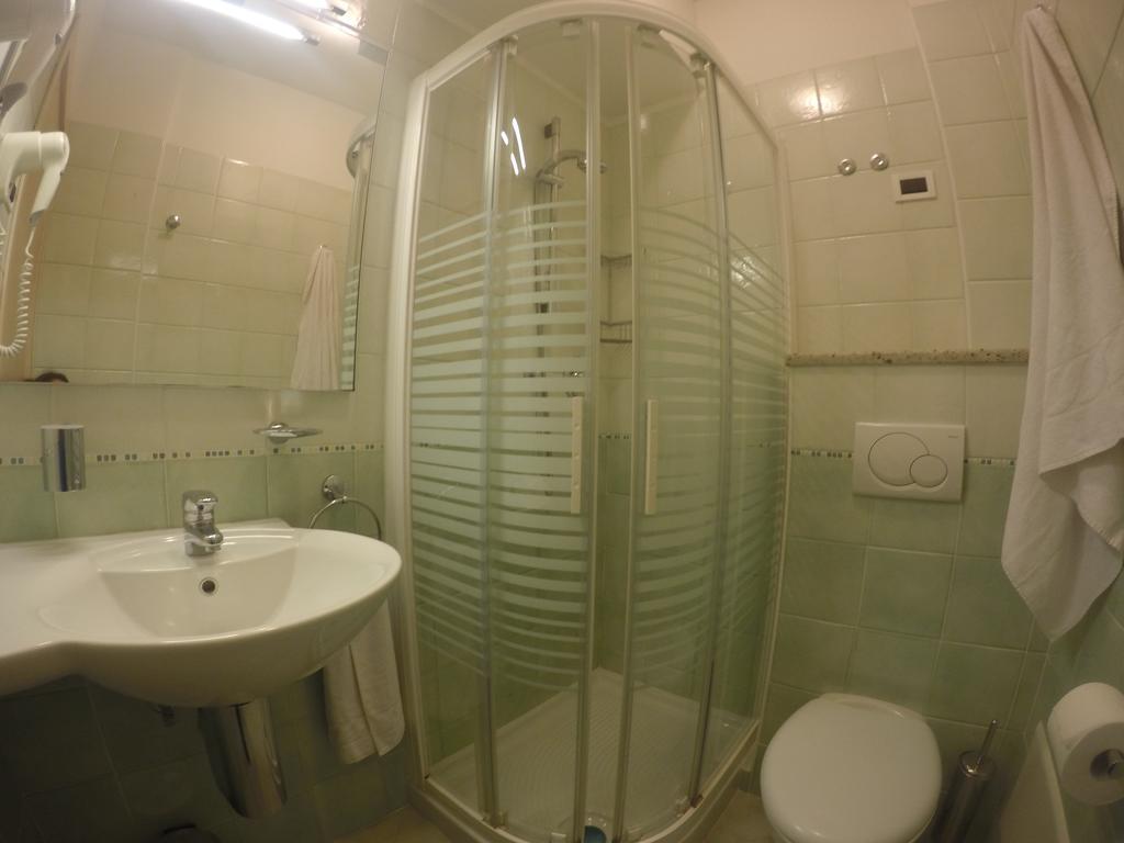 Residence Zenith Каорле Екстер'єр фото